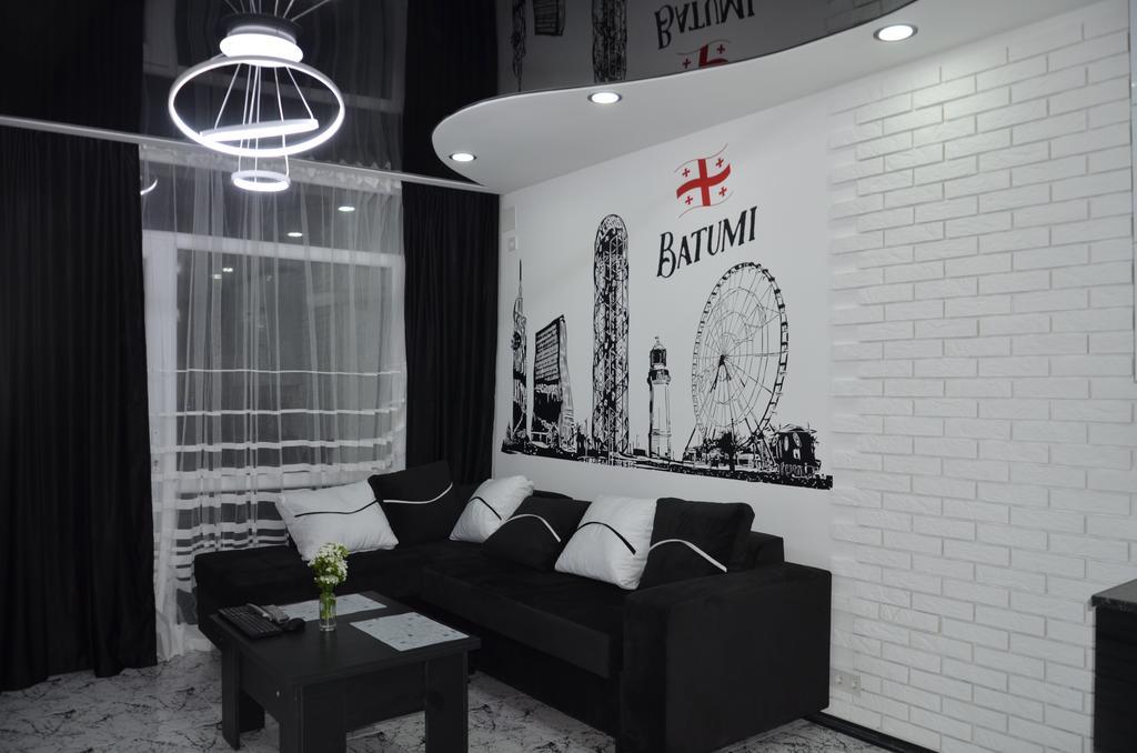 Studio "Black - White" 바투미 외부 사진