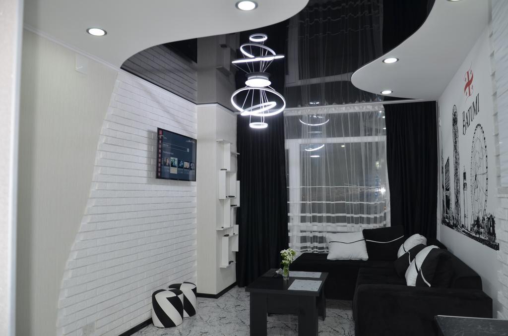 Studio "Black - White" 바투미 외부 사진